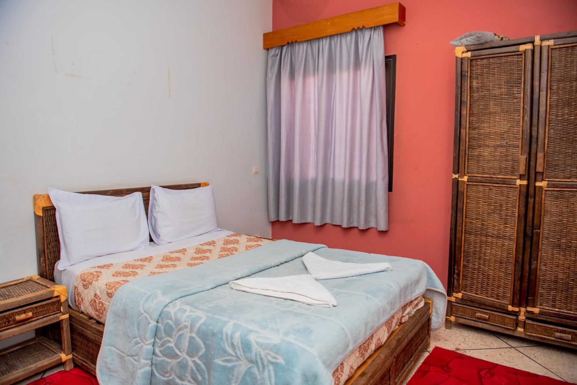Afgo Hostel Tajda Екстер'єр фото