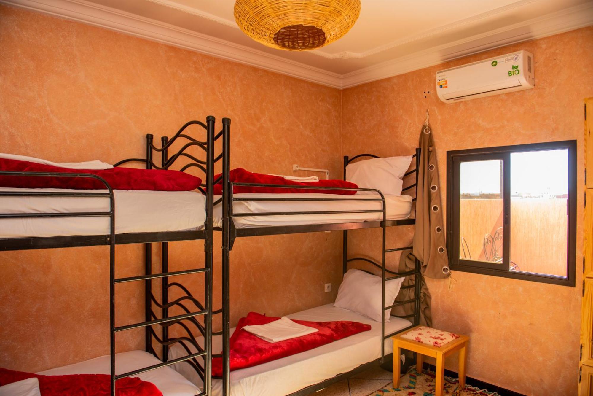 Afgo Hostel Tajda Екстер'єр фото